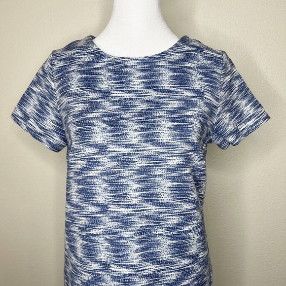 LOFT Petite Blue & White Abstract Striped Short Sleeve Knit Shift Dress Sz 2P - Picture 2 of 10
